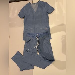 Figs scrub set in heather indigo size XS